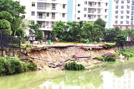 站桥梁跳水护栏倒塌桥梁跳水护栏倒塌事件深度解析，原因、影响与应对策略