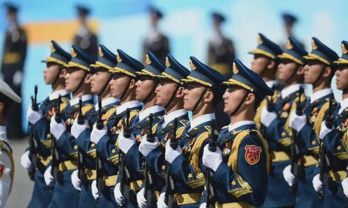 阅兵没看够？让时间慢下来阅兵没看够？让时间慢下来——重温那激动人心的时刻