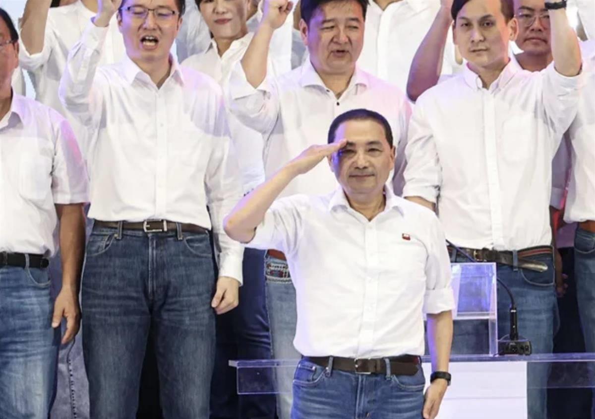 洪秀柱发言洪秀柱是一位知名的政治人物，她的发言内容广泛涉及政治、社会、文化等多个领域。由于发言内容较多且可能随着时间有所变化，我无法提供洪秀柱所有发言的具体内容。如果您对洪秀柱的某个具体发言或观点感兴趣，可以提供更详细的信息，以便我为您提供更准确的答案。