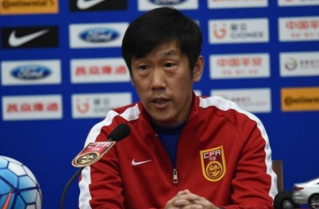 国足教练执教国足教练的执教情况会随着时间和赛事的变化而有所不同。如果您想了解最新的国足教练执教情况，建议您关注相关的新闻报道和官方渠道以获取最新信息。