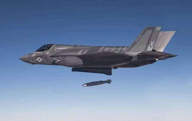 外媒：美将向海外基地部署F-35战机外媒报道，美国计划向海外基地部署F-35战机