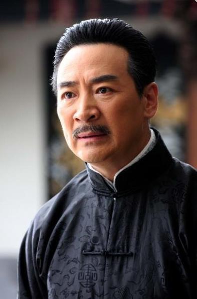 张学良的爷爷张学良的爷爷，一代传奇人物张作霖